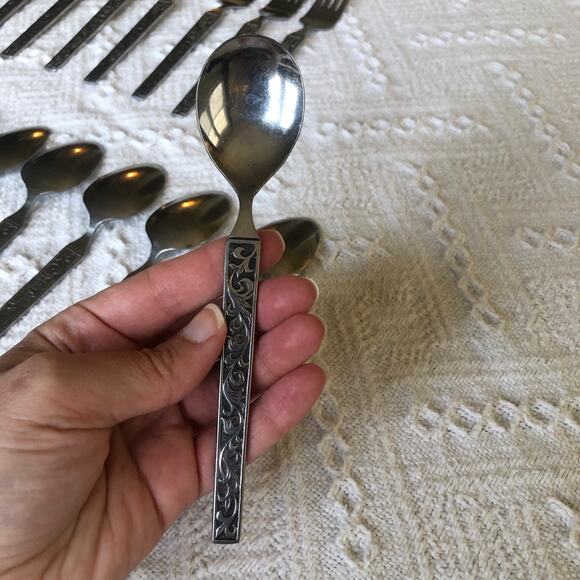 Vintage MCM United Silver Co Stainless Flatware Monterey Silver Japan 29 Pieces - Picture 10 of 16